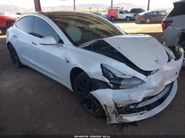 5YJ3E1EA0KF336435 2019 TESLA MODEL 3 - Image 1