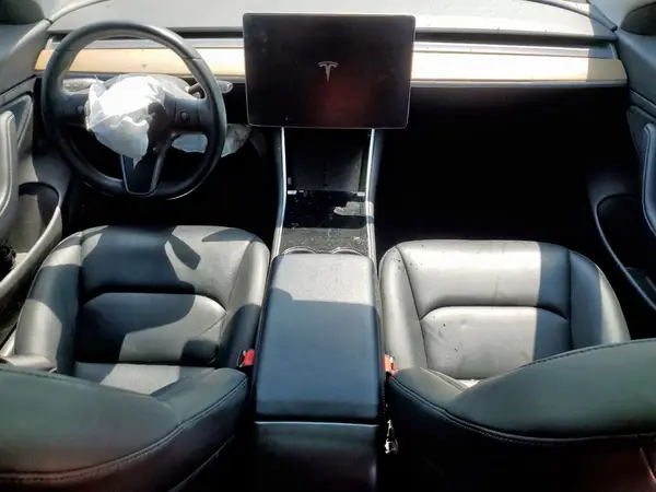 5YJ3E1EA0KF345541 2019 TESLA MODEL 3 - Image 8