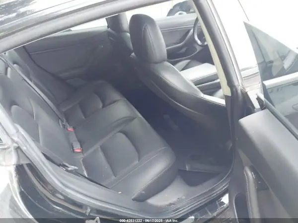 5YJ3E1EA0KF361870 2019 TESLA MODEL 3 - Image 8