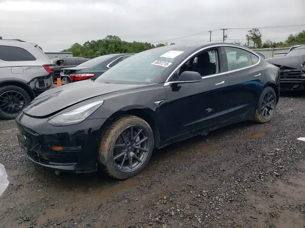 5YJ3E1EA0KF394514 2019 TESLA MODEL 3 - Image 1
