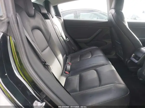 5YJ3E1EA0KF395341 2019 TESLA MODEL 3 - Image 8