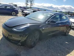 5YJ3E1EA0KF395792 2019 TESLA MODEL 3