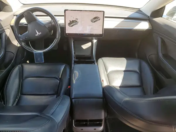 5YJ3E1EA0KF395792 2019 TESLA MODEL 3 - Image 8