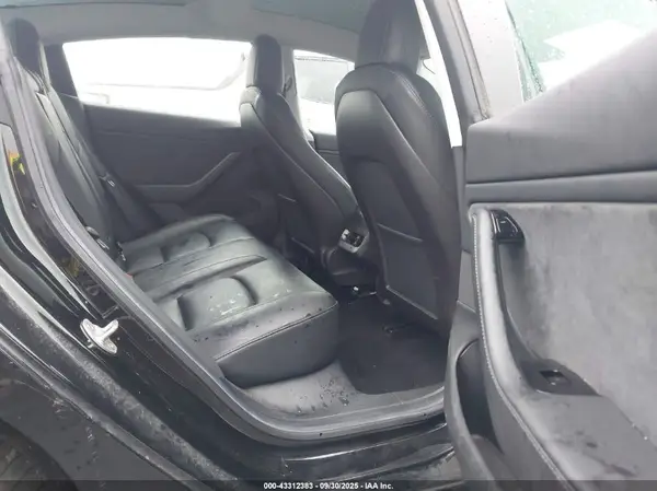 5YJ3E1EA0KF396120 2019 TESLA MODEL 3 - Image 8