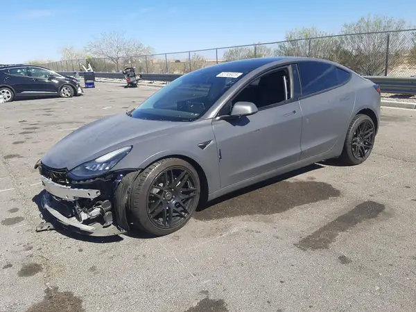 5YJ3E1EA0KF396764 2019 TESLA MODEL 3 - Image 1