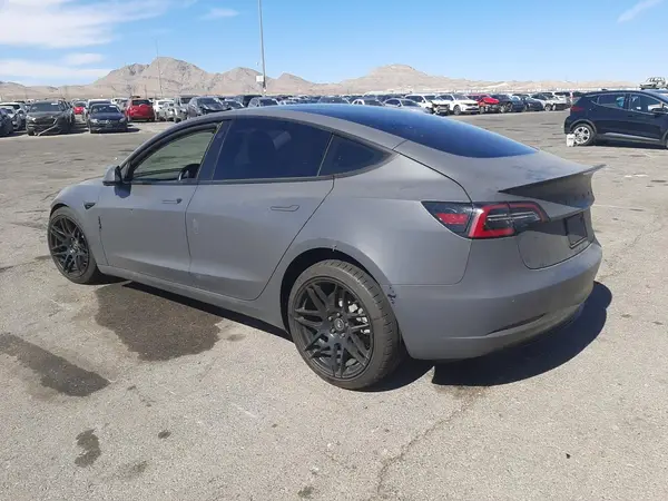 5YJ3E1EA0KF396764 2019 TESLA MODEL 3 - Image 2