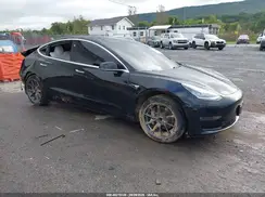 5YJ3E1EA0KF402711 2019 TESLA MODEL 3