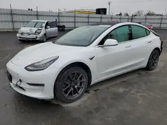 5YJ3E1EA0KF402952 2019 TESLA MODEL 3