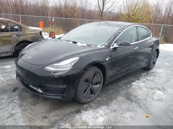 5YJ3E1EA0KF403017 2019 TESLA MODEL 3 - Image 2