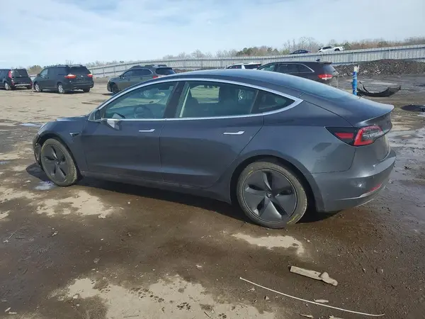 5YJ3E1EA0KF407410 2019 TESLA MODEL 3 - Image 2