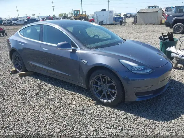 5YJ3E1EA0KF411103 2019 TESLA MODEL 3 - Image 1