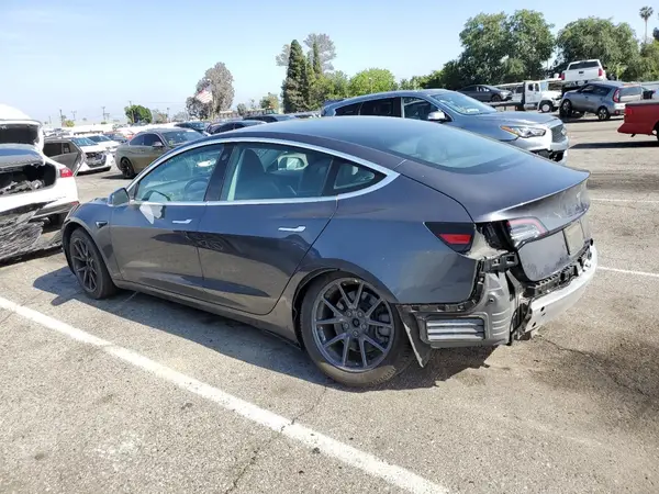 5YJ3E1EA0KF411182 2019 TESLA MODEL 3 - Image 2