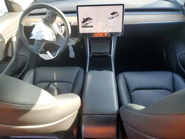 5YJ3E1EA0KF411960 2019 TESLA MODEL 3 - Image 8