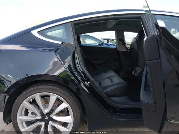 5YJ3E1EA0KF412543 2019 TESLA MODEL 3 - Image 8
