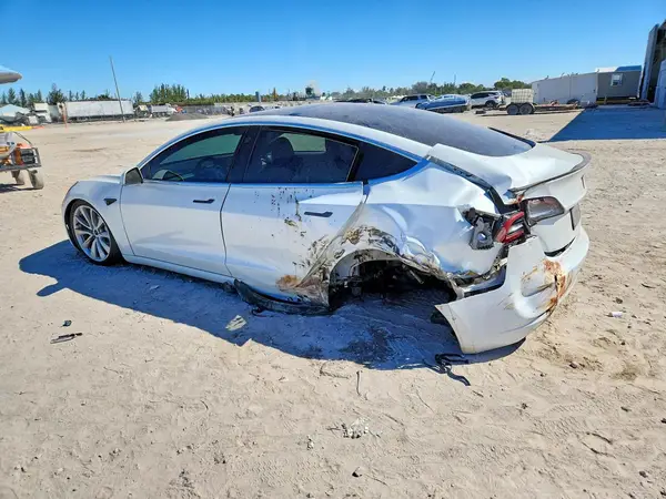 5YJ3E1EA0KF412915 2019 TESLA MODEL 3 - Image 2