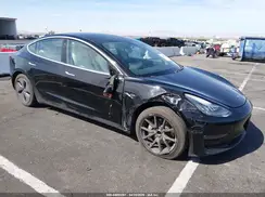 5YJ3E1EA0KF413045 2019 TESLA MODEL 3