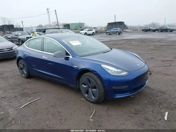 5YJ3E1EA0KF416480 2019 TESLA MODEL 3 - Image 1