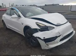 5YJ3E1EA0KF416785 2019 TESLA MODEL 3
