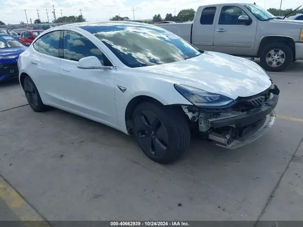 5YJ3E1EA0KF416799 2019 TESLA MODEL 3 - Image 1
