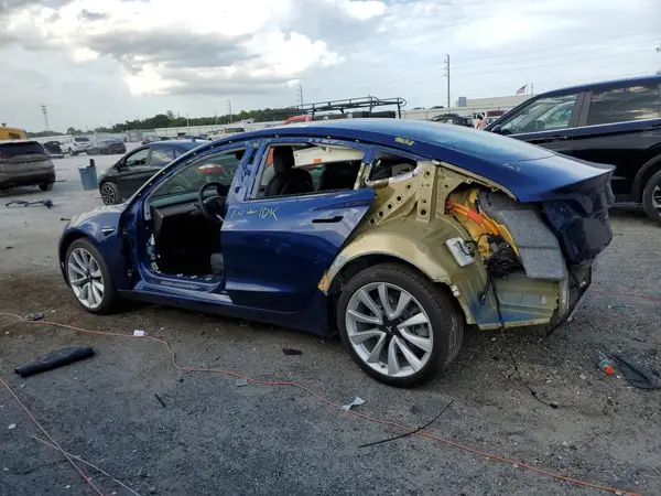 5YJ3E1EA0KF417452 2019 TESLA MODEL 3 - Image 2