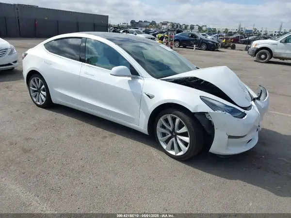 5YJ3E1EA0KF419427 2019 TESLA MODEL 3 - Image 1