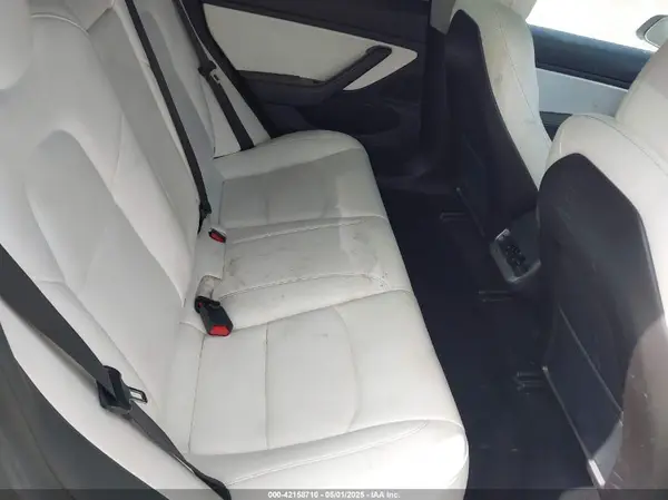 5YJ3E1EA0KF419427 2019 TESLA MODEL 3 - Image 8