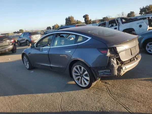 5YJ3E1EA0KF425423 2019 TESLA MODEL 3 - Image 2