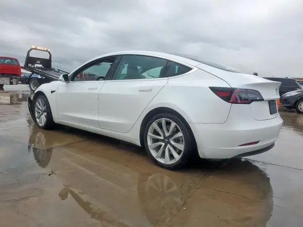 5YJ3E1EA0KF428242 2019 TESLA MODEL 3 - Image 2