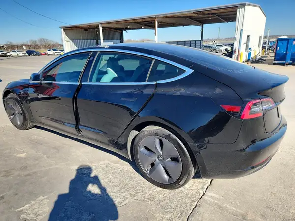 5YJ3E1EA0KF429360 2019 TESLA MODEL 3 - Image 2
