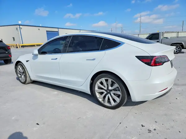 5YJ3E1EA0KF429410 2019 TESLA MODEL 3 - Image 2