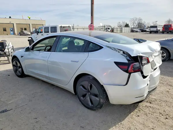 5YJ3E1EA0KF464657 2019 TESLA MODEL 3 - Image 2