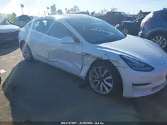 5YJ3E1EA0KF476467 2019 TESLA MODEL 3