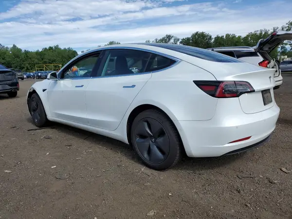 5YJ3E1EA0KF484214 2019 TESLA MODEL 3 - Image 2