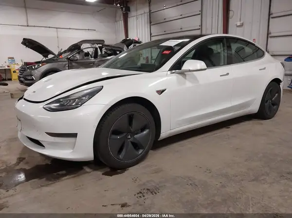 5YJ3E1EA0KF484486 2019 TESLA MODEL 3 - Image 2