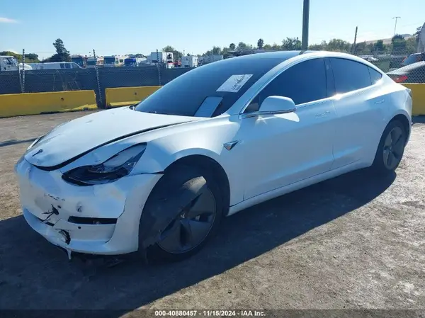 5YJ3E1EA0KF484813 2019 TESLA MODEL 3 - Image 2