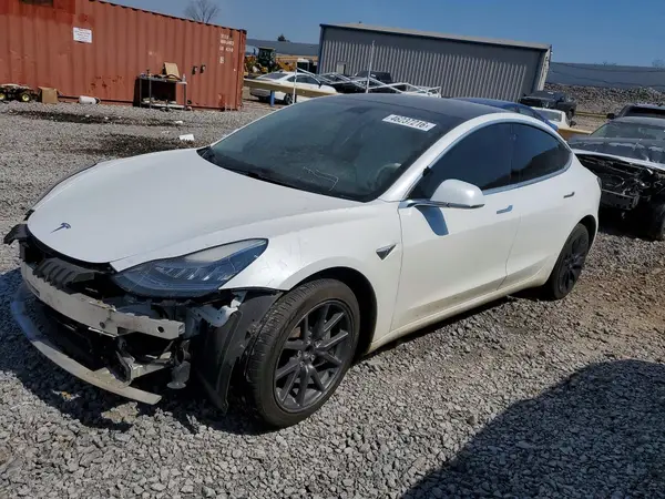 5YJ3E1EA0KF486058 2019 TESLA MODEL 3 - Image 1