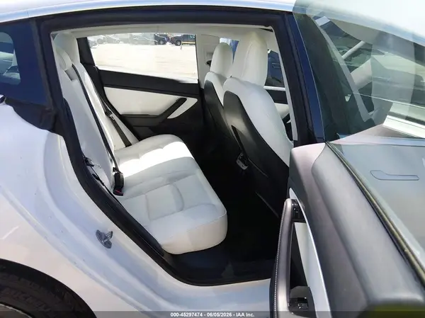 5YJ3E1EA0KF486187 2019 TESLA MODEL 3 - Image 8