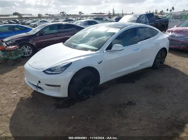5YJ3E1EA0KF486447 2019 TESLA MODEL 3 - Image 2