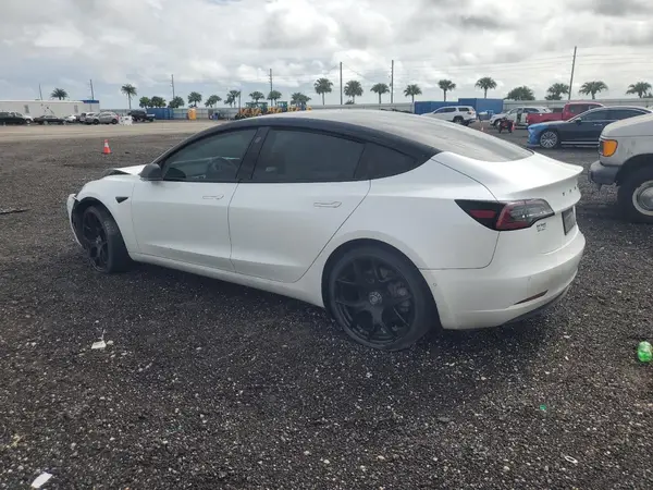 5YJ3E1EA0KF486660 2019 TESLA MODEL 3 - Image 2