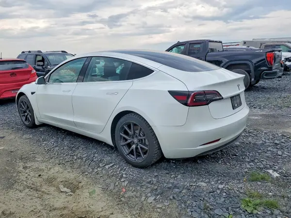 5YJ3E1EA0LF529332 2020 TESLA MODEL 3 - Image 2