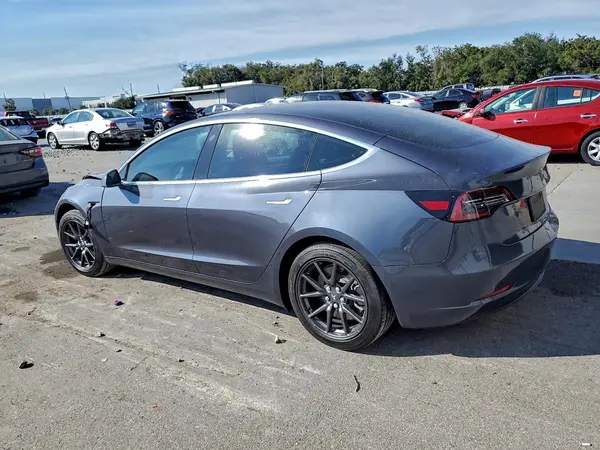 5YJ3E1EA0LF597159 2020 TESLA MODEL 3 - Image 2