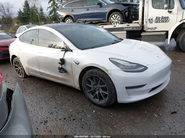5YJ3E1EA0LF612906 2020 TESLA MODEL 3 - Image 1