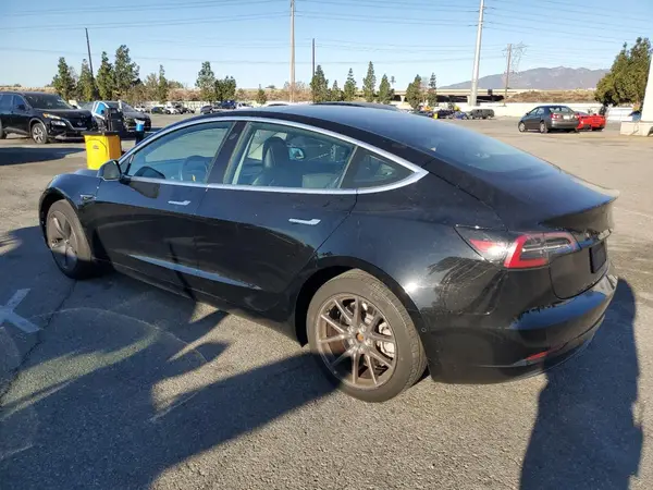 5YJ3E1EA0LF630080 2020 TESLA MODEL 3 - Image 2