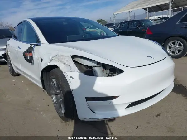 5YJ3E1EA0LF633402 2020 TESLA MODEL 3 - Image 1