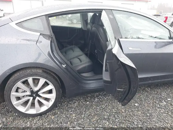 5YJ3E1EA0LF633755 2020 TESLA MODEL 3 - Image 8
