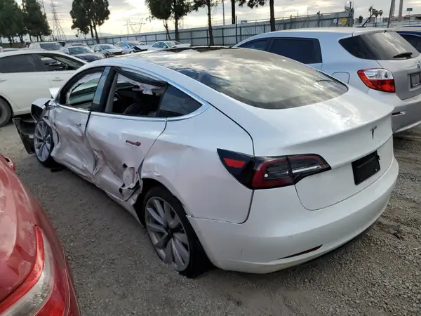 5YJ3E1EA0LF634341 2020 TESLA MODEL 3 - Image 2