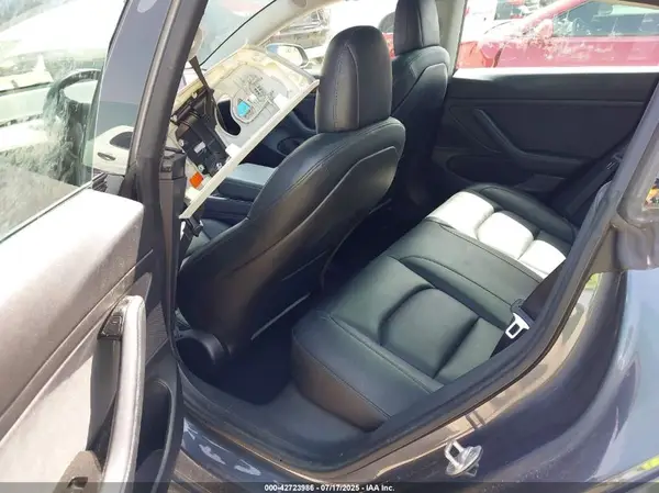5YJ3E1EA0LF657862 2020 TESLA MODEL 3 - Image 8