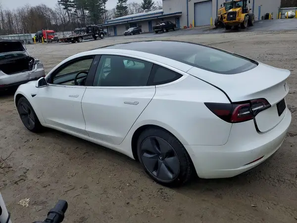 5YJ3E1EA0LF658803 2020 TESLA MODEL 3 - Image 2