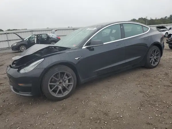 5YJ3E1EA0LF704405 2020 TESLA MODEL 3 - Image 1