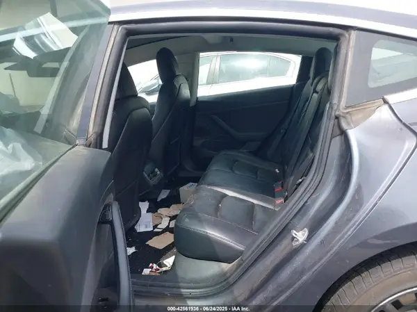 5YJ3E1EA0LF704923 2020 TESLA MODEL 3 - Image 8